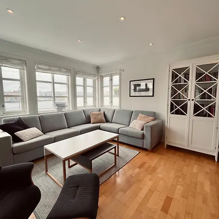 4 Bedroom House Downtown With Sea View * Kristiansand