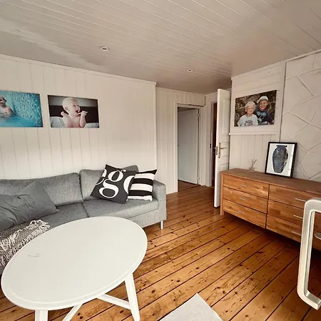 4 Bedroom House Downtown With Sea View Appartement *