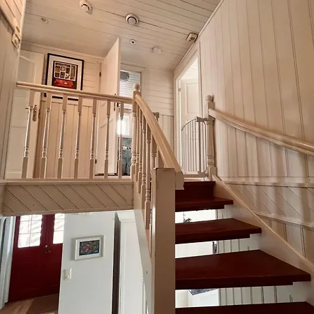 Appartement 4 Bedroom House Downtown With Sea View *